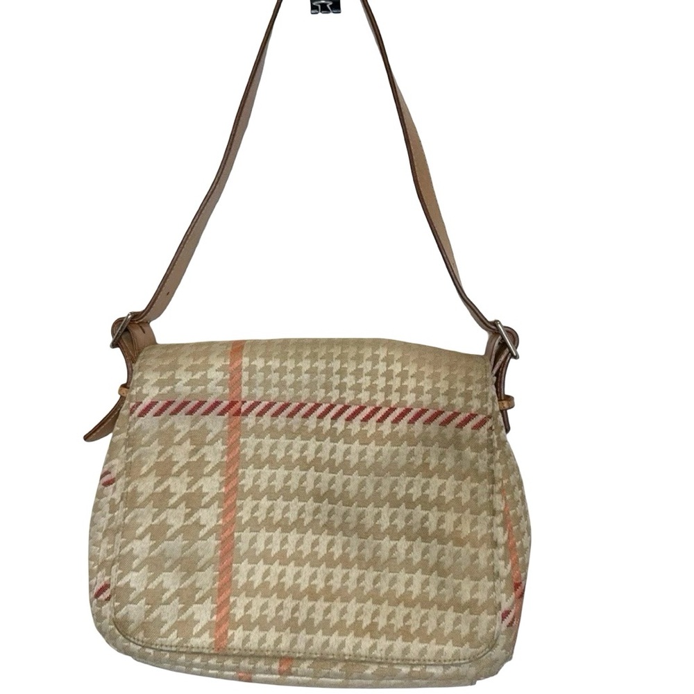 Stylish Tan and Cream Women's Shoulder Bag